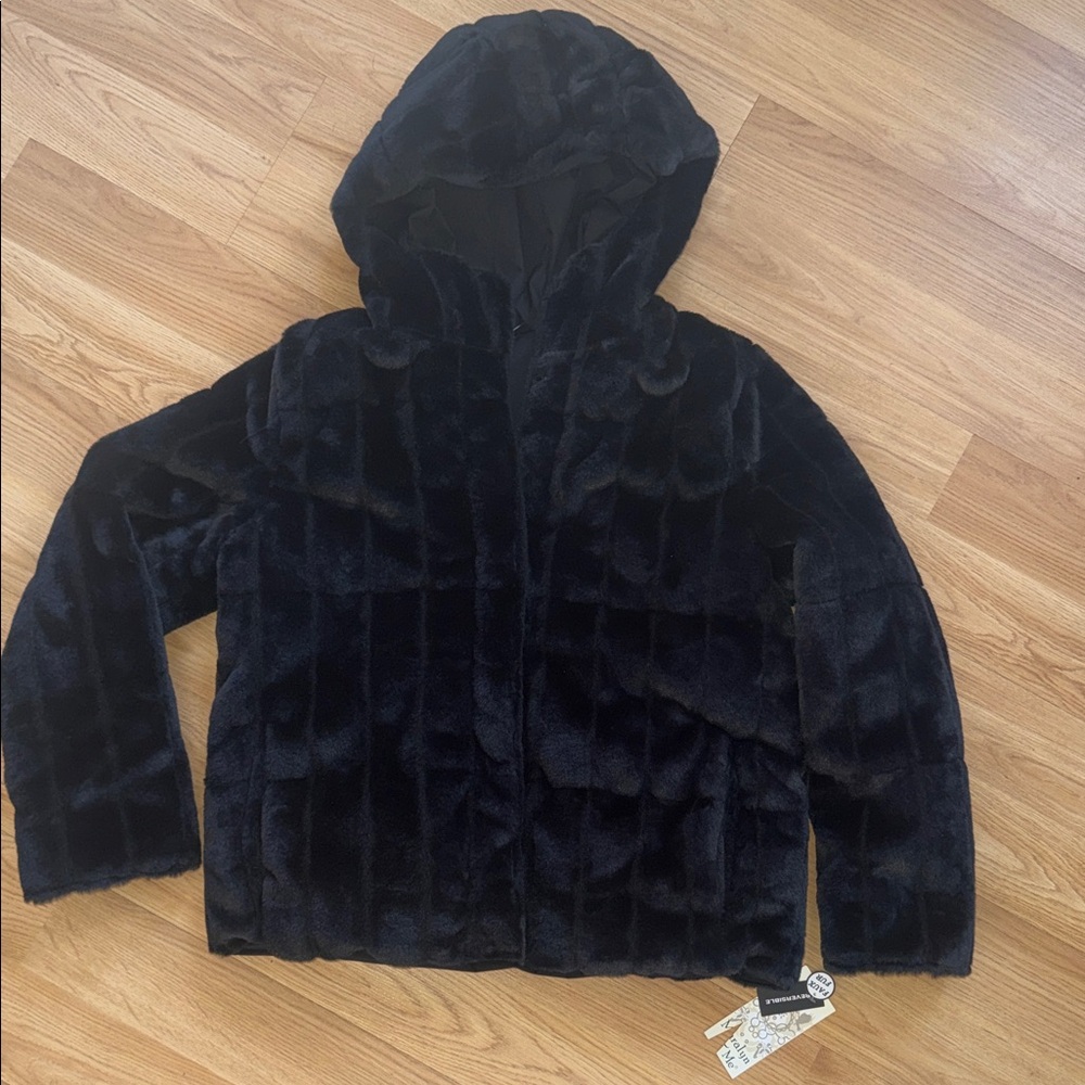 NWT Maralyn & Me Black Faux Fur Hooded Jacket Reversible Medium